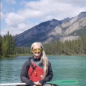 Meet your Posher, Veronica